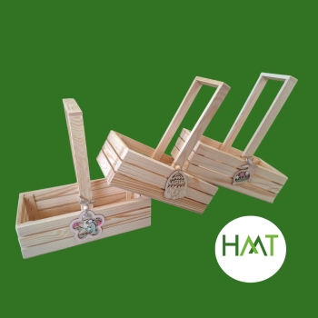 Drewniany Koszyk z Rączką – Naturalne Drewno Sosnowe, rustykalna ozdoba